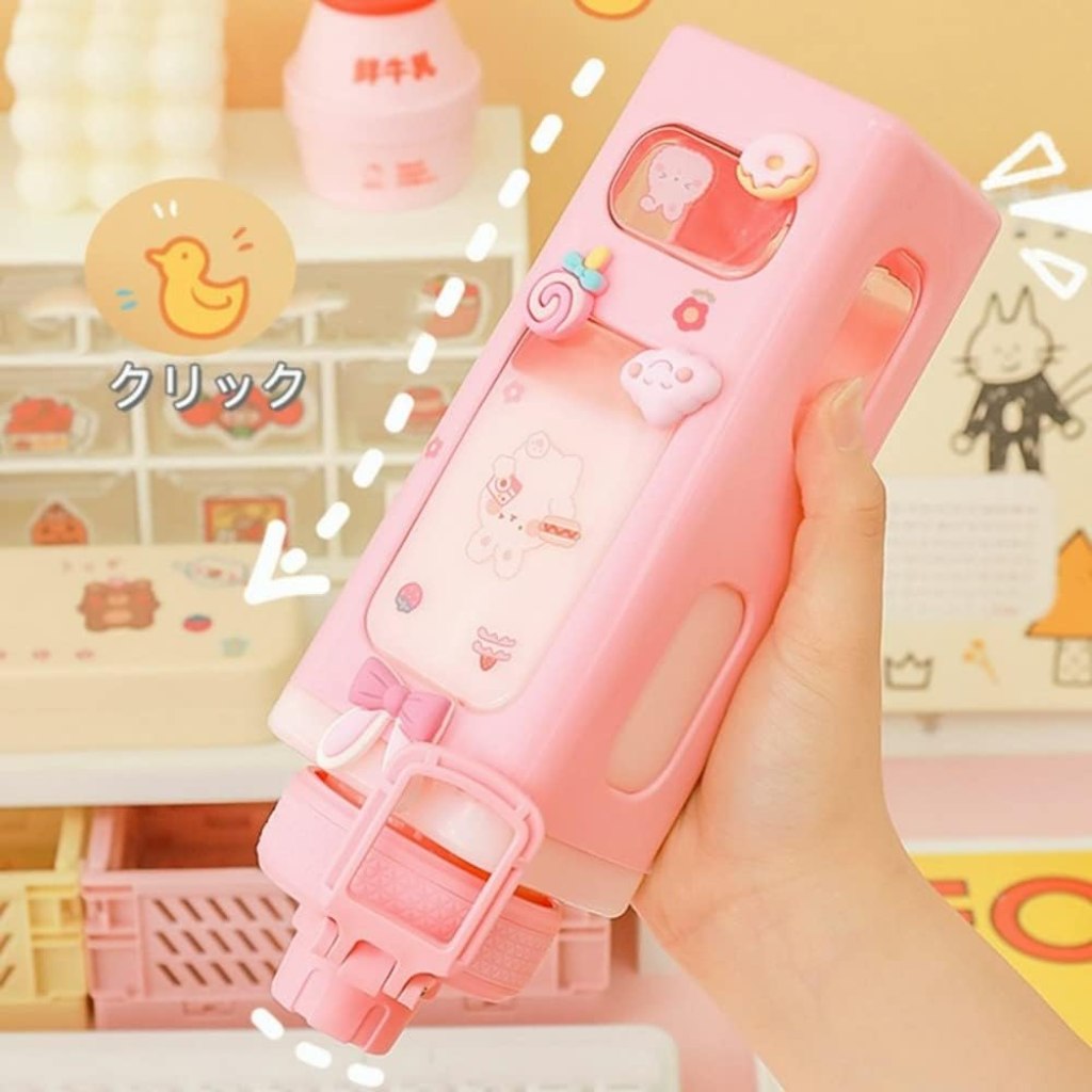 700ml Kawaii Water Bottle with Straw and Sticker Outdoor